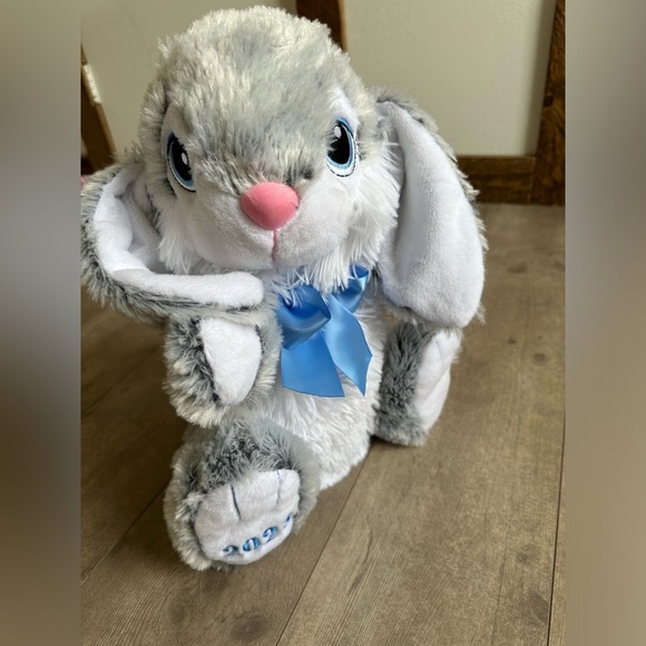 Stuffed Rabbit Bunny Large Ultra Plush Children’s Stuffed Animal 2023 Easter - Picture 8 of 12